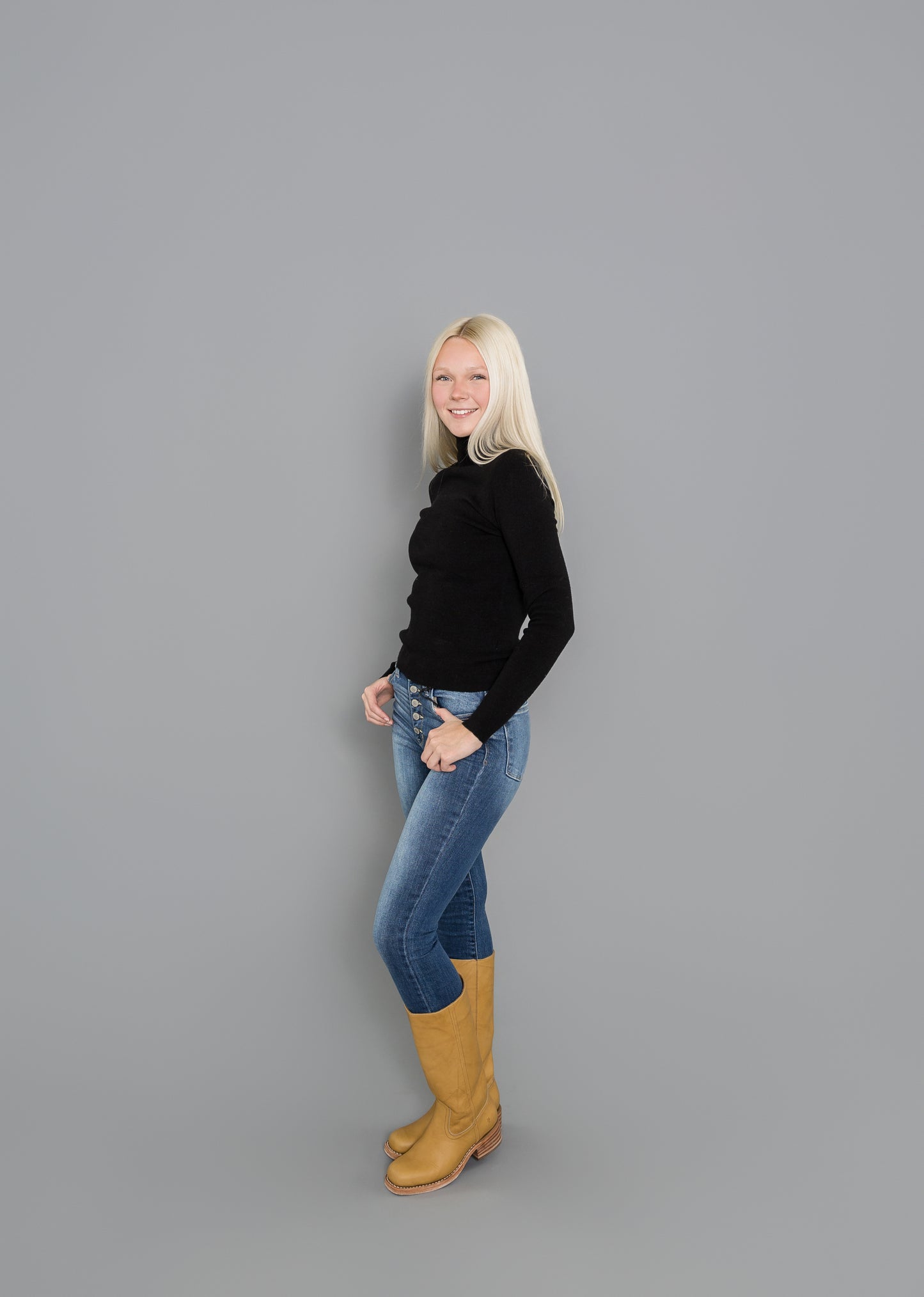 Stella Whole-garment Turtle Neck