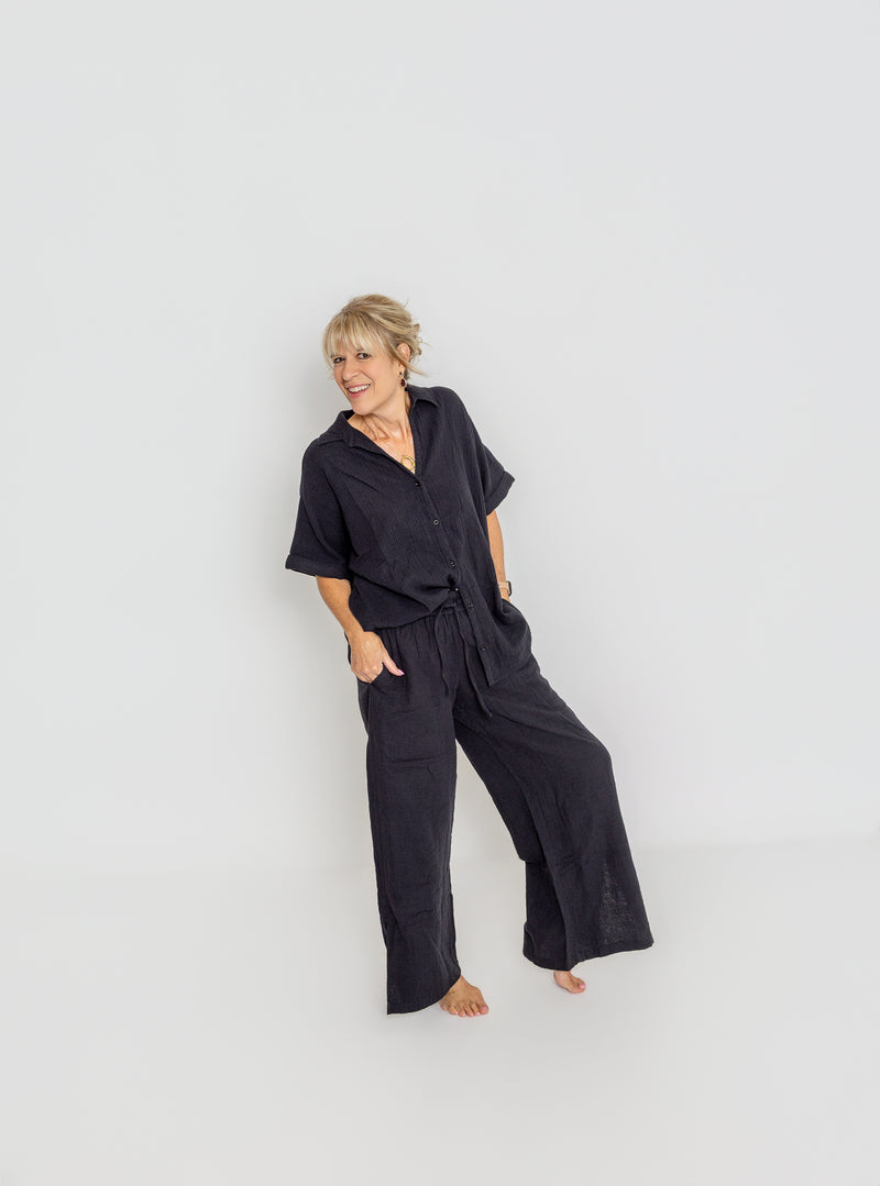 Women’s Coastal Double Gauze Relaxed Shirt by: pact