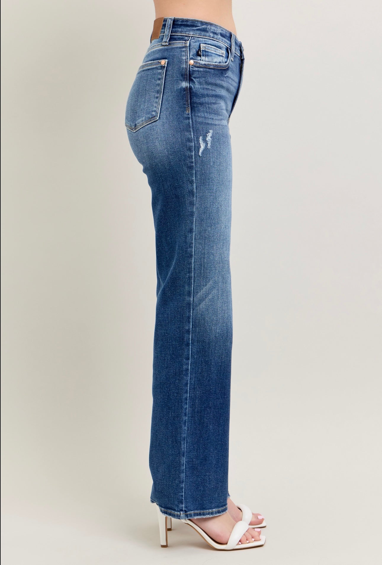 Wide Leg 90s Straight Fit