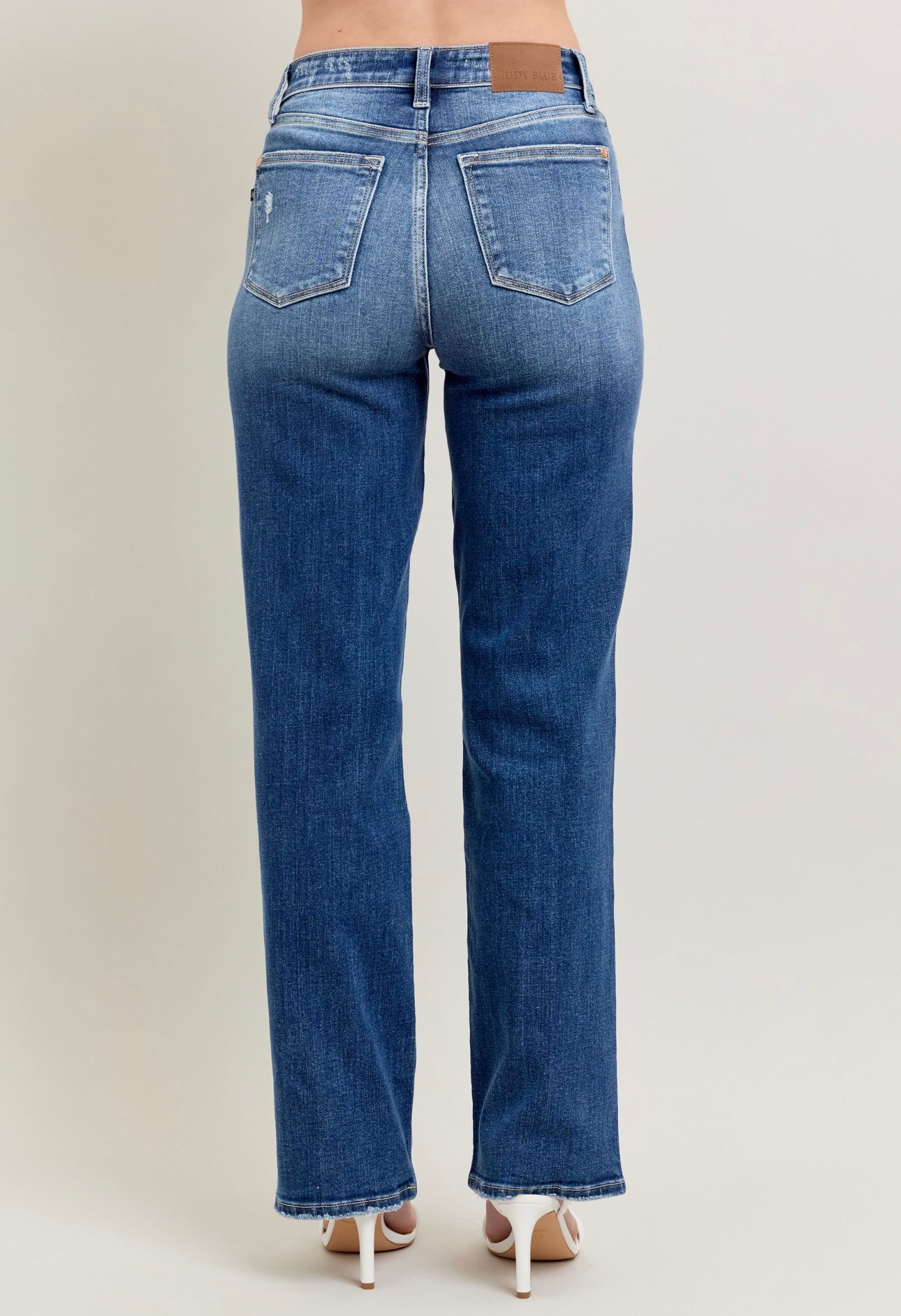 Wide Leg 90s Straight Fit